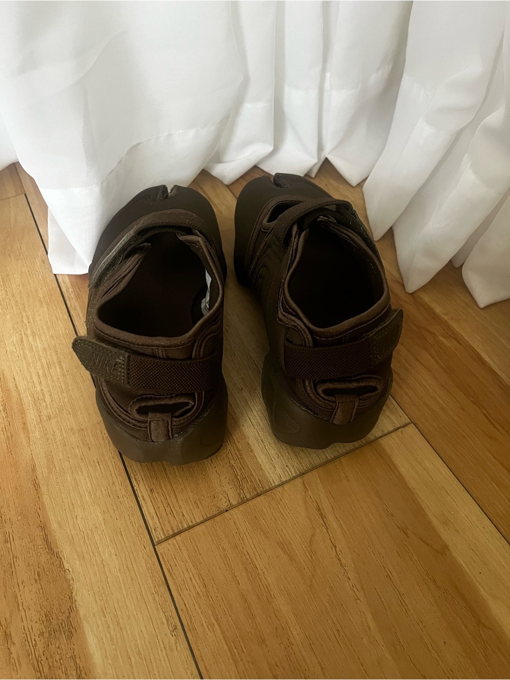 Nike Air Rift - Picture 4 of 5